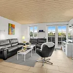 Amazing In With Kitchen