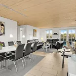 Amazing In With Kitchen *