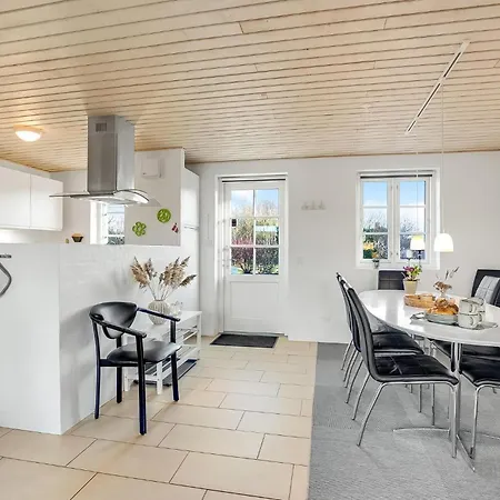 Amazing In Ulfborg With Kitchen Holiday home *