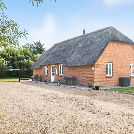 Amazing In Ulfborg With Kitchen Tatil Evi