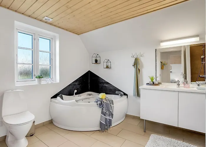 Дом отдыха Amazing In With Kitchen *